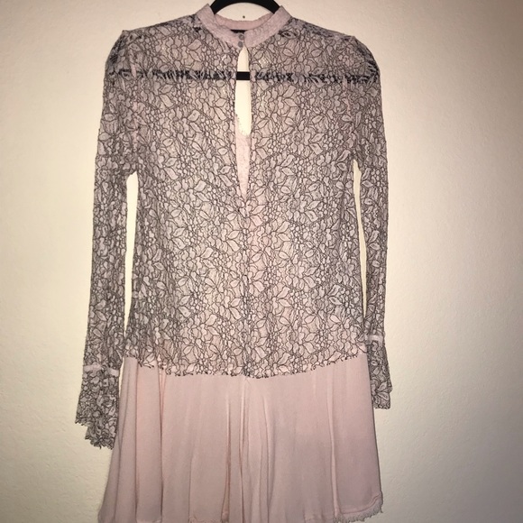 Free People, Small, Blush - Picture 4 of 5
